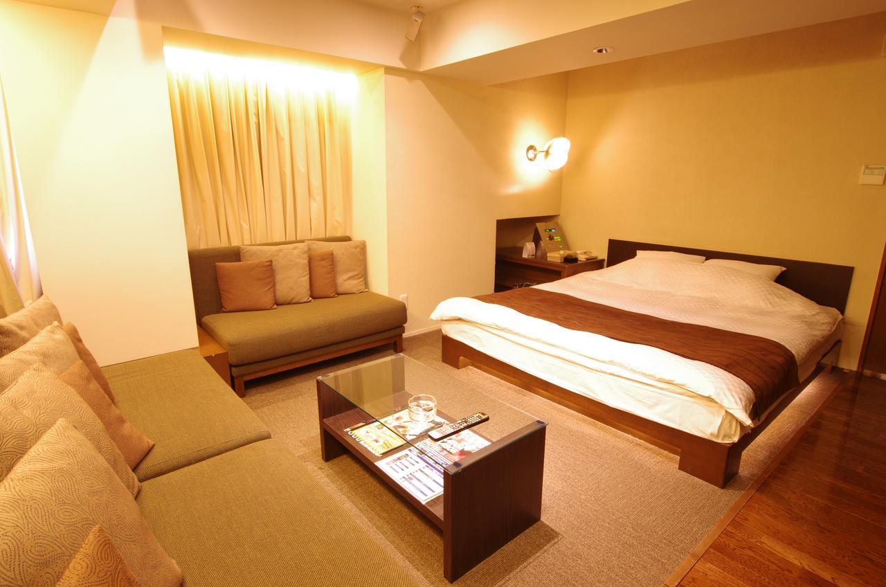 Blue Hotel Octa (Adults Only) Sapporo Exterior foto