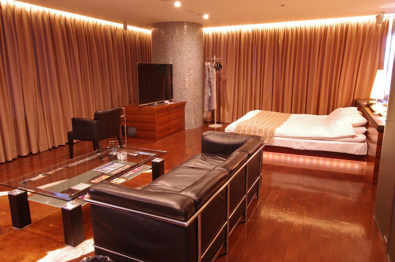 Blue Hotel Octa (Adults Only) Sapporo Exterior foto