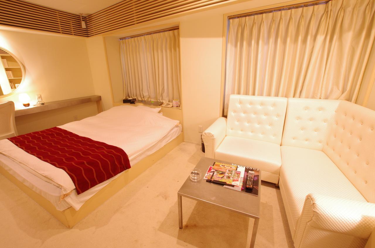 Blue Hotel Octa (Adults Only) Sapporo Exterior foto